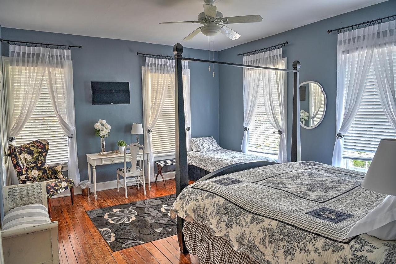 Open Gates Bed & Breakfast Darien Exterior photo